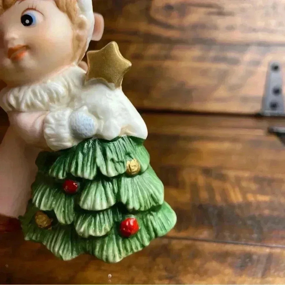 Vintage Homco Porcelain Hand Painted Figurine Girl with Christmas Tree - Picture 9 of 9